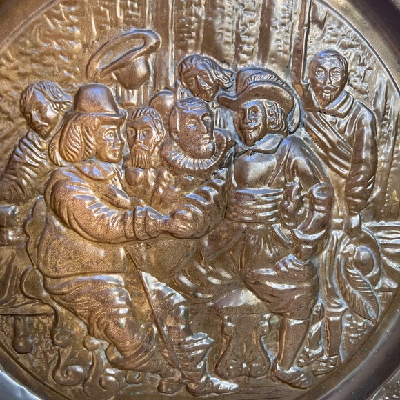 Vintage 1940's 23" Copper Tazza Hanging Platter, Decorative Plate, Embossed Brue - Picture 4 of 7